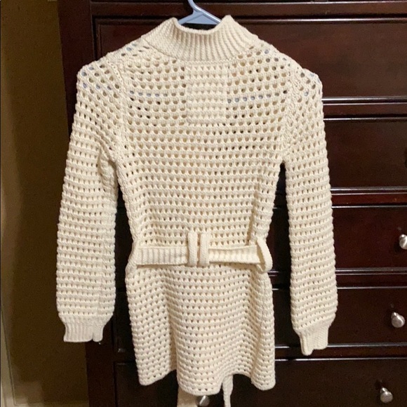 Girls Button Down Sweater. NEW Condition - Picture 5 of 5
